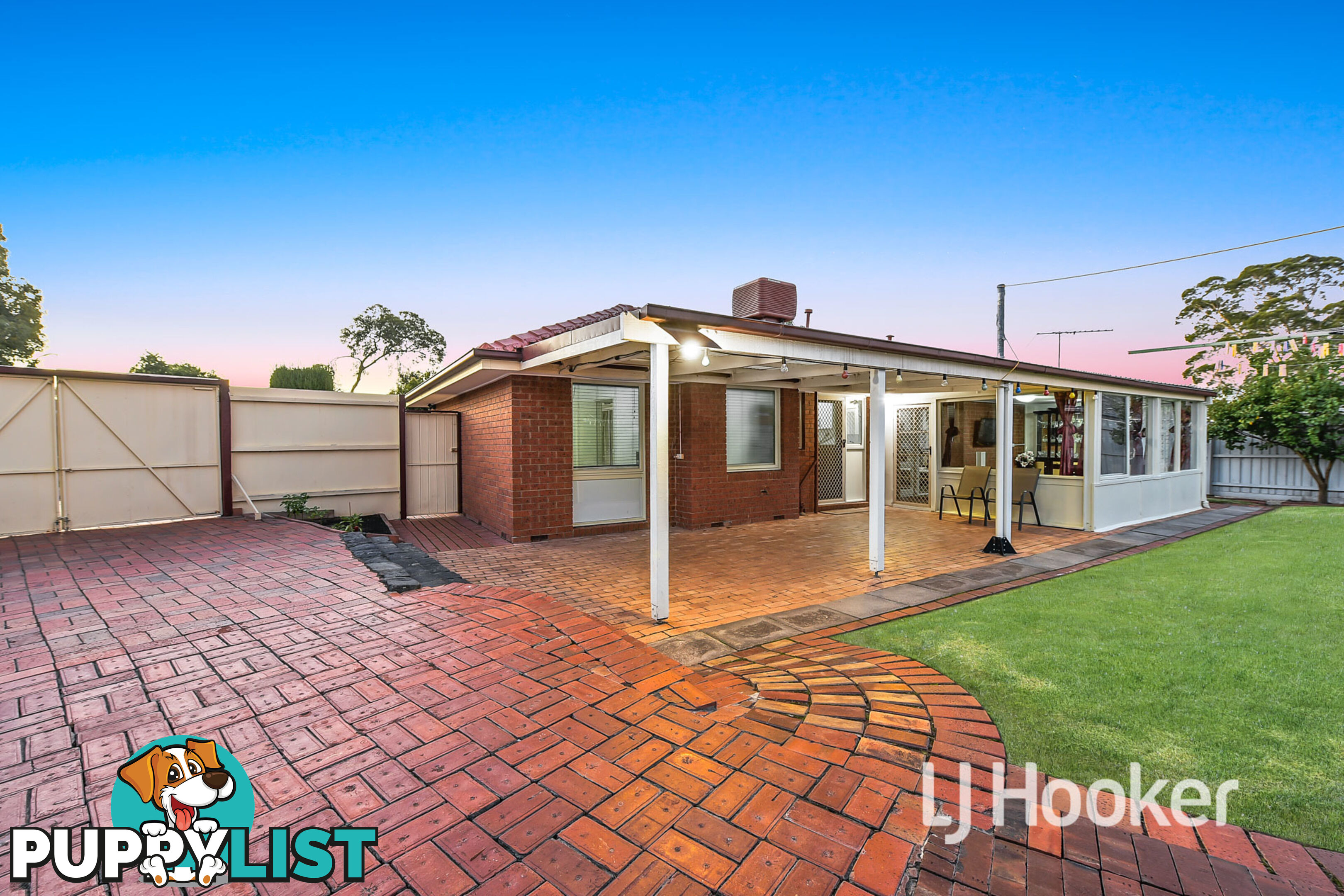 32 Broadwalk Grove ENDEAVOUR HILLS VIC 3802