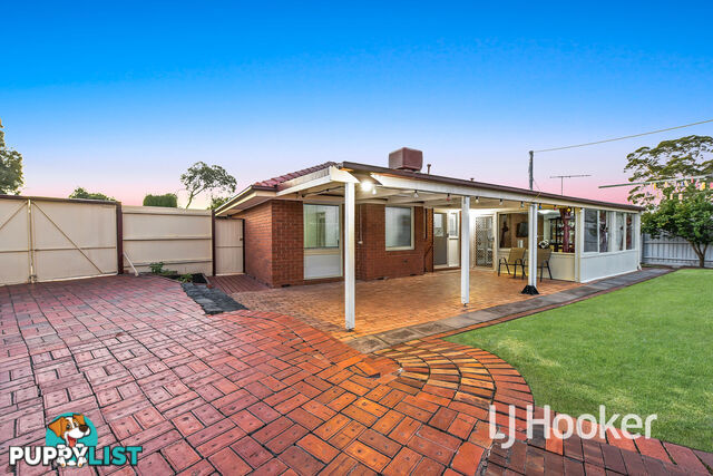 32 Broadwalk Grove ENDEAVOUR HILLS VIC 3802