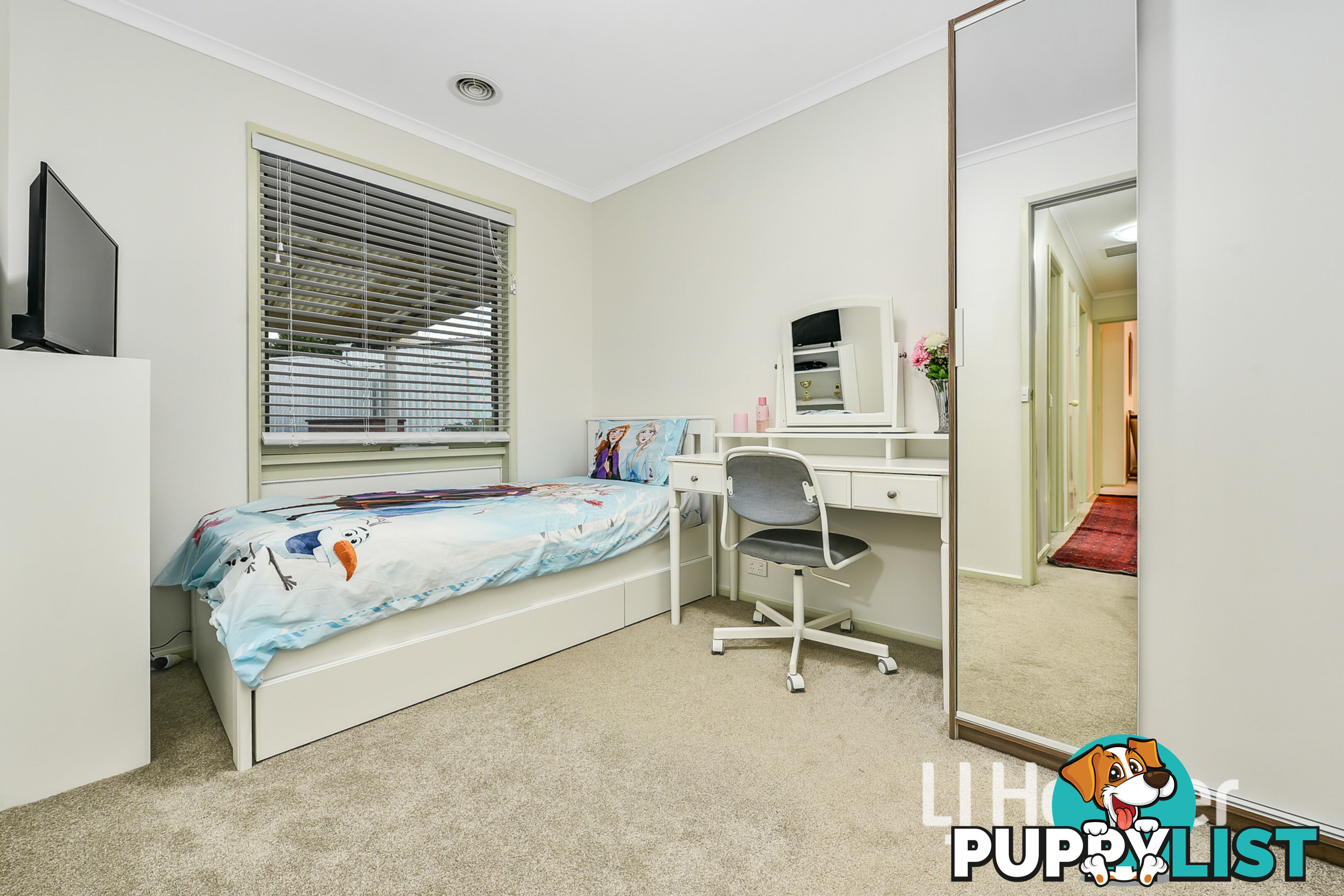 32 Broadwalk Grove ENDEAVOUR HILLS VIC 3802