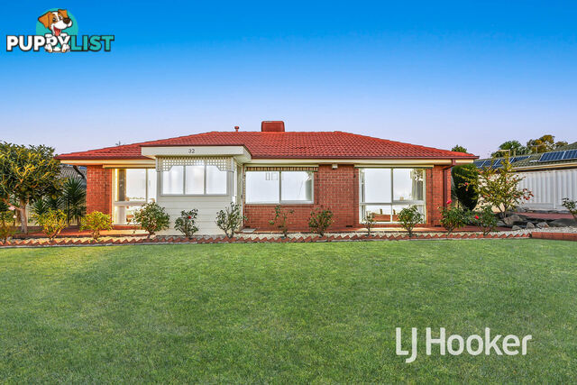 32 Broadwalk Grove ENDEAVOUR HILLS VIC 3802