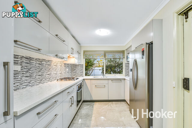 32 Broadwalk Grove ENDEAVOUR HILLS VIC 3802