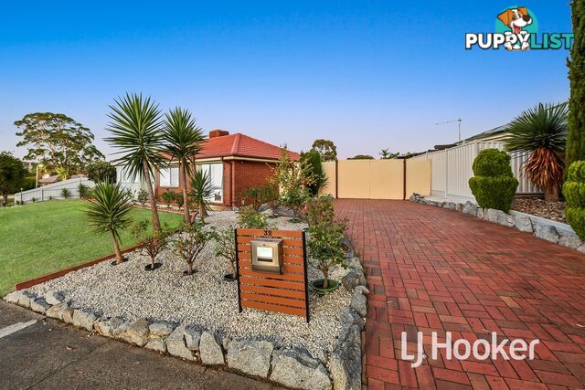 32 Broadwalk Grove ENDEAVOUR HILLS VIC 3802