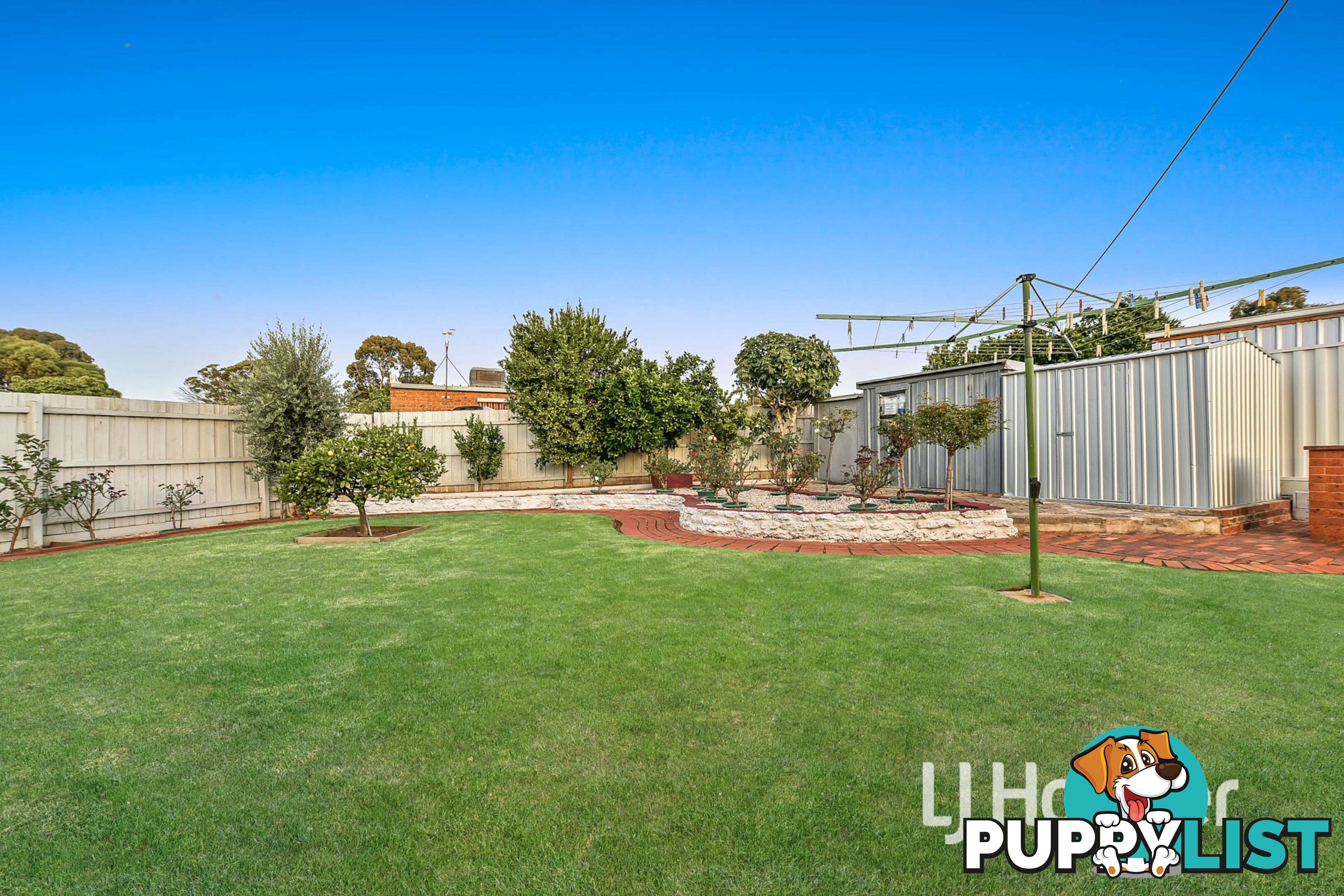 32 Broadwalk Grove ENDEAVOUR HILLS VIC 3802