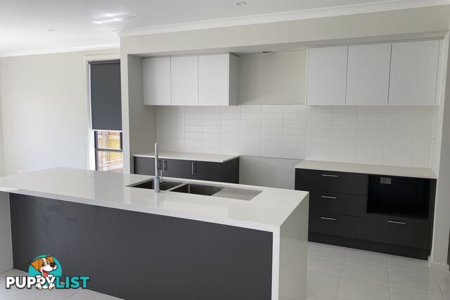 11 Camaro Drive CRANBOURNE EAST VIC 3977