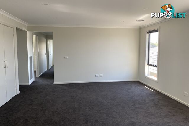 11 Camaro Drive CRANBOURNE EAST VIC 3977