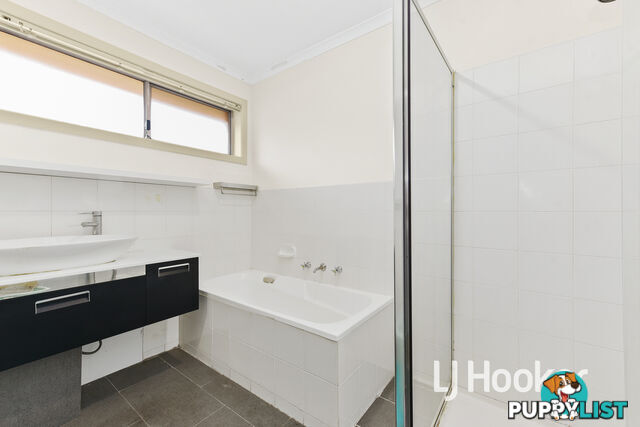 27 Verona Drive HAMPTON PARK VIC 3976