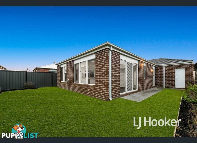 13 Freiberger Grove CLYDE NORTH VIC 3978