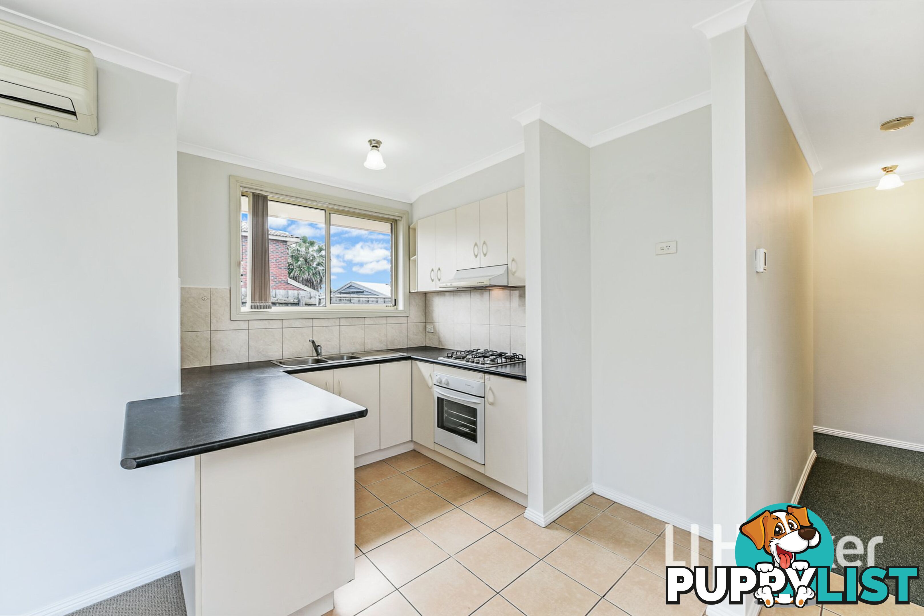 1/70-72 Robjant Street HAMPTON PARK VIC 3976