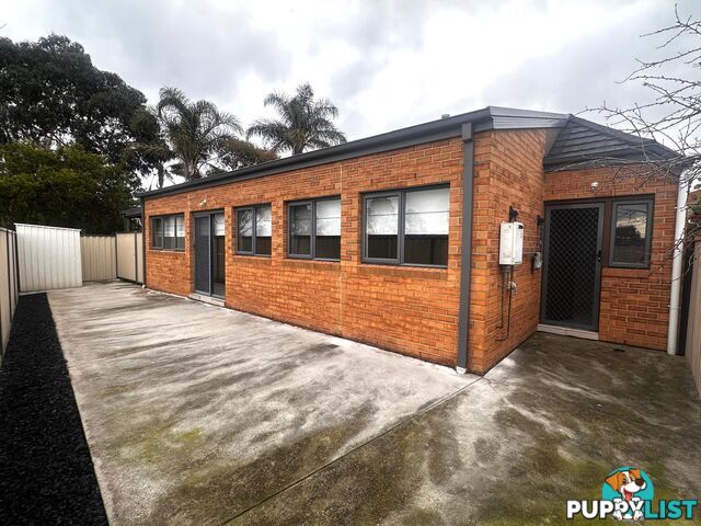 2/23 Blackwood Drive HAMPTON PARK VIC 3976