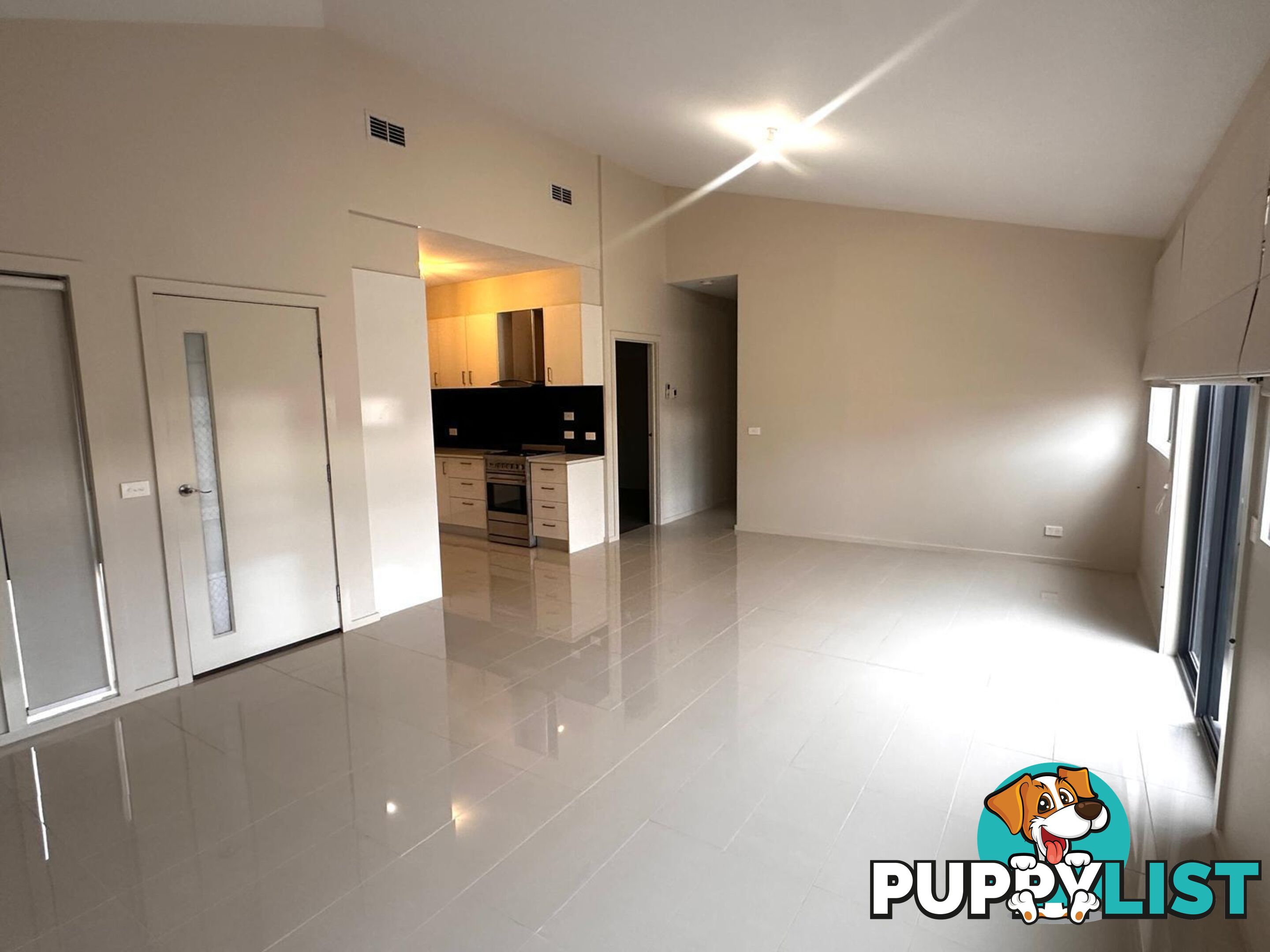 2/23 Blackwood Drive HAMPTON PARK VIC 3976