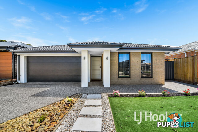 15 Candice Grove CRANBOURNE VIC 3977