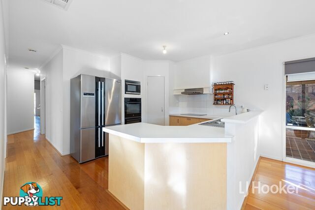 16 Dutton Close LYNBROOK VIC 3975