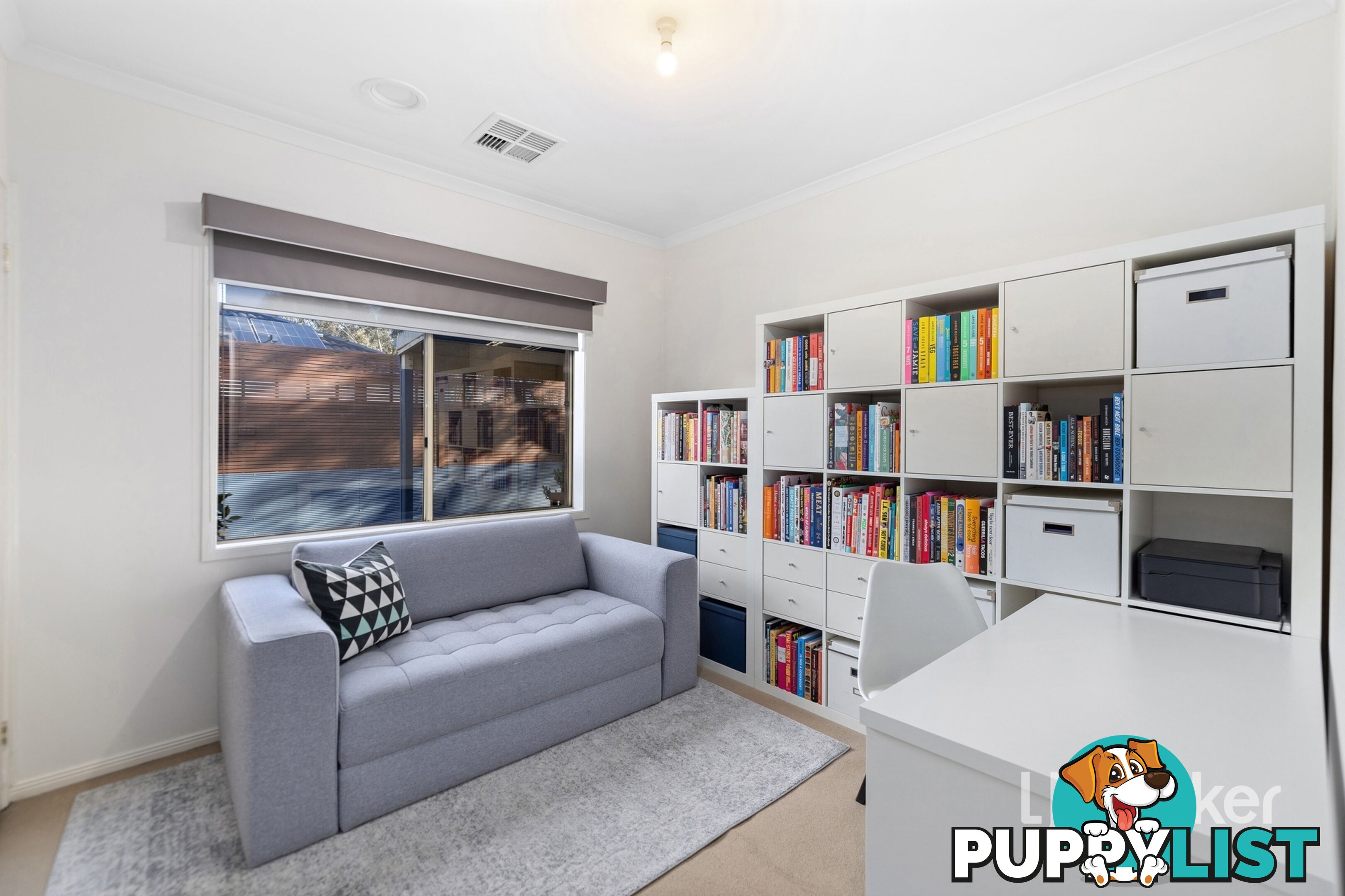 16 Dutton Close LYNBROOK VIC 3975