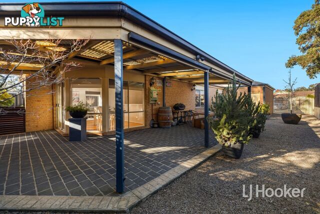 16 Dutton Close LYNBROOK VIC 3975