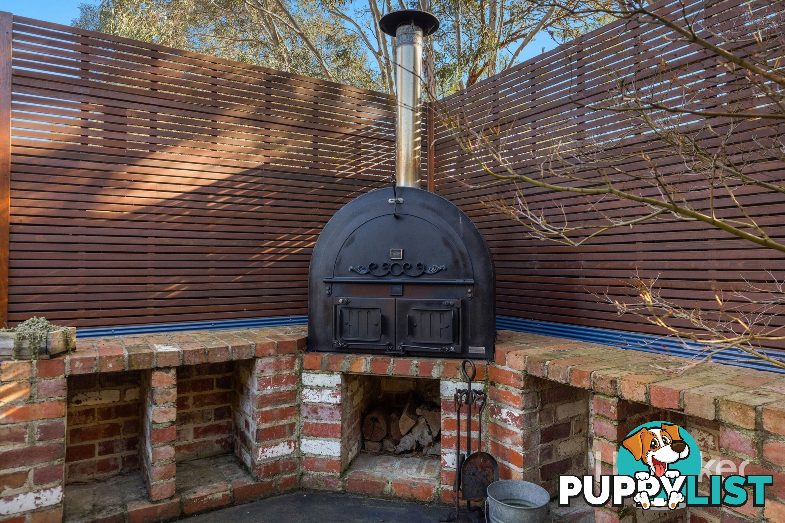 16 Dutton Close LYNBROOK VIC 3975