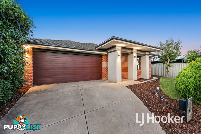 22 MacPherson Circuit CRANBOURNE EAST VIC 3977