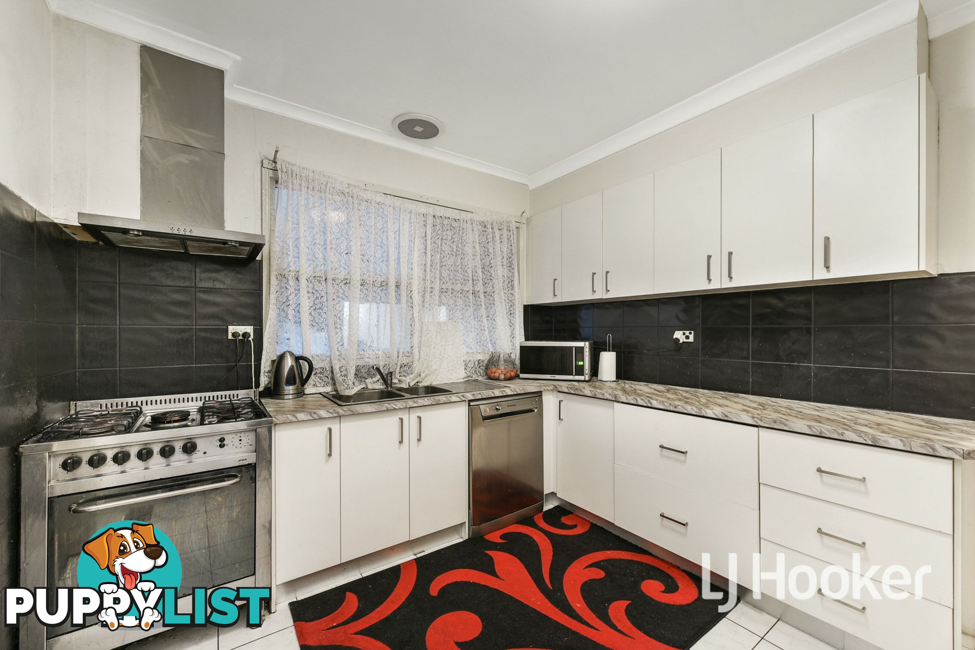 2 Peppermint Street DOVETON VIC 3177