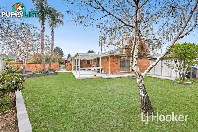 12 Carmen Court HAMPTON PARK VIC 3976