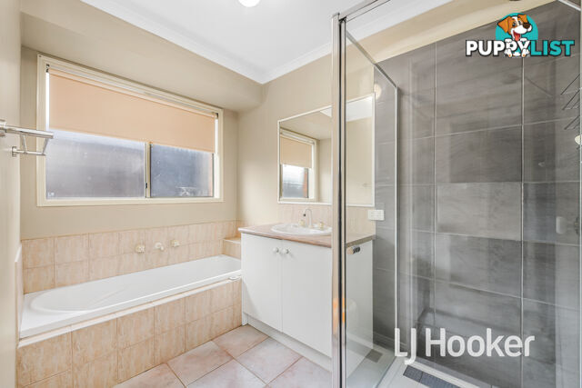 6A Jacqueline Place PAKENHAM VIC 3810