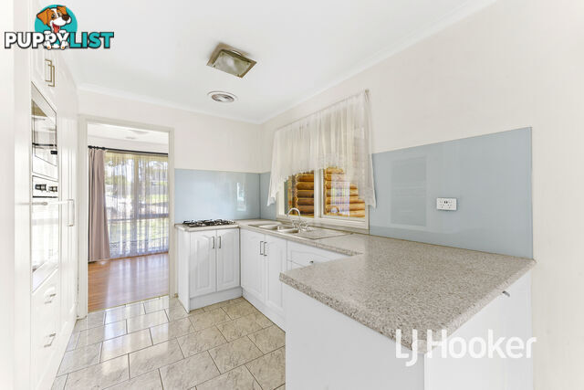 104 Oaktree Drive HAMPTON PARK VIC 3976