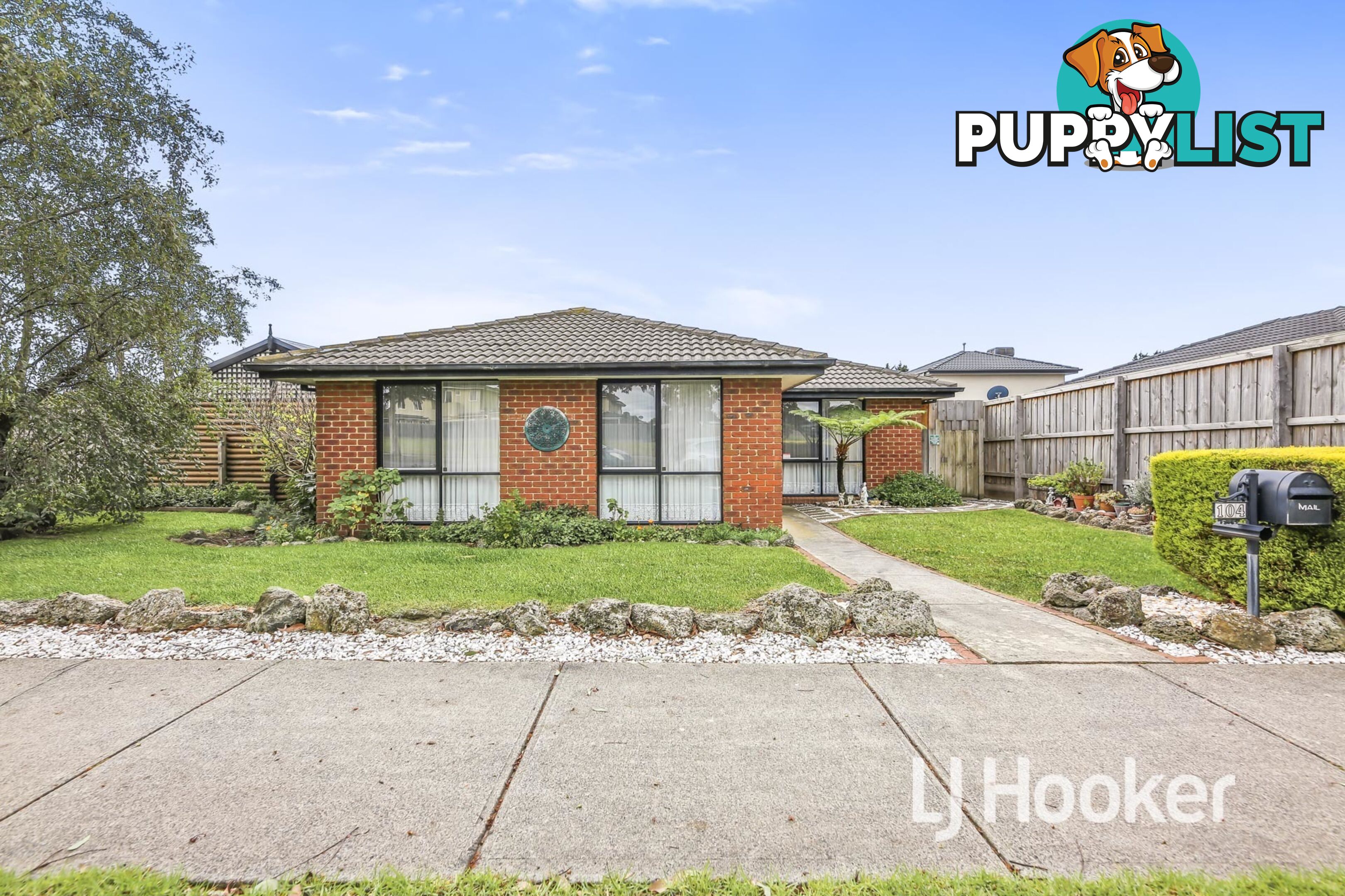 104 Oaktree Drive HAMPTON PARK VIC 3976