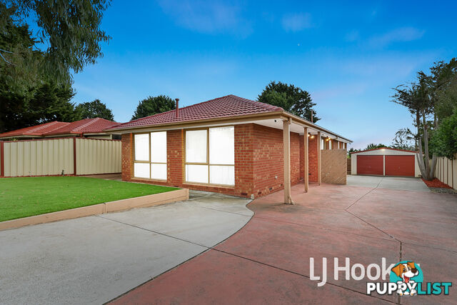 13 Ralph Crescent HAMPTON PARK VIC 3976
