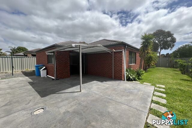 1 Tattle Grove CRANBOURNE EAST VIC 3977