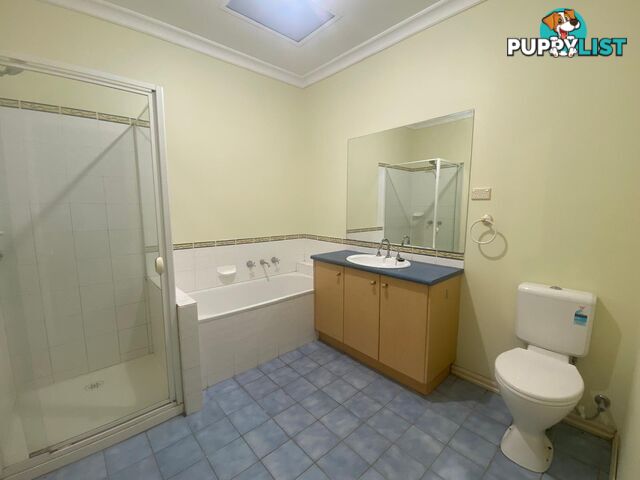 6 Pedley Way LYNBROOK VIC 3975