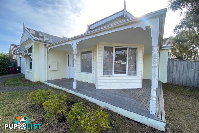 6 Pedley Way LYNBROOK VIC 3975