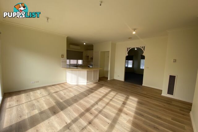 6 Pedley Way LYNBROOK VIC 3975