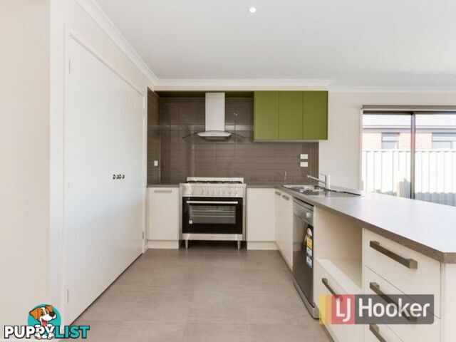 127 Scotsdale Drive CRANBOURNE EAST VIC 3977