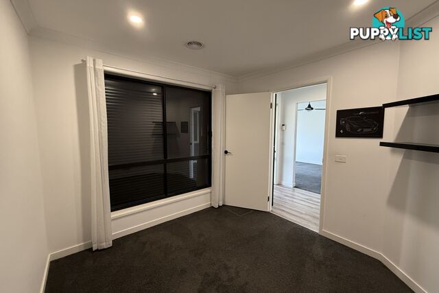58 Westmoreland Avenue CRANBOURNE NORTH VIC 3977