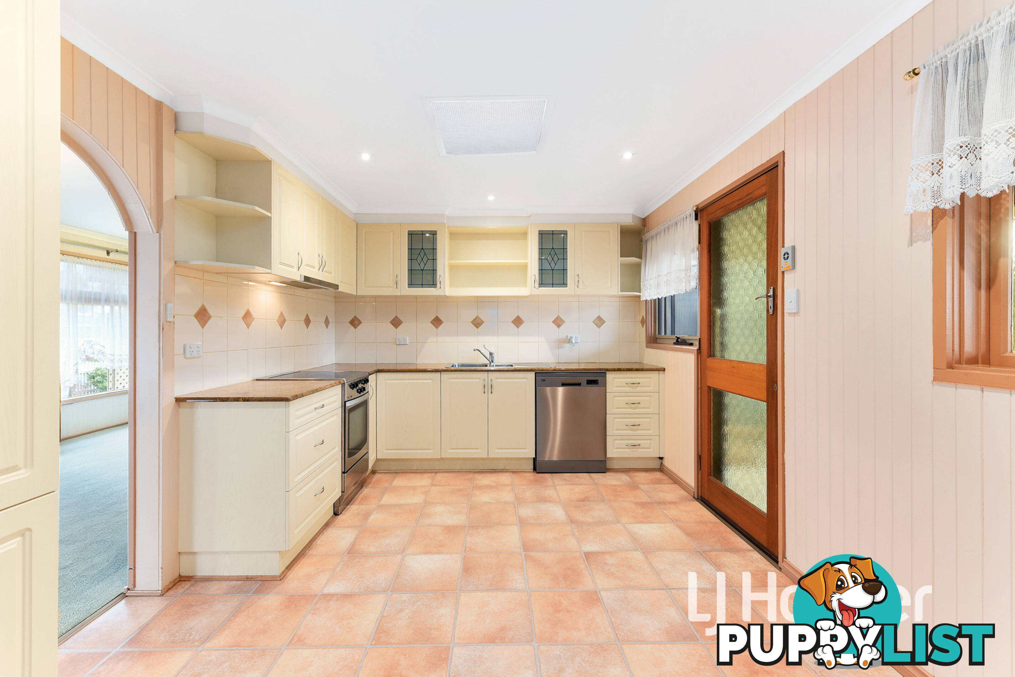 28 Houlder Avenue JUNCTION VILLAGE VIC 3977