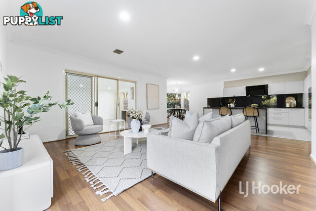12 Slessor Avenue LYNBROOK VIC 3975