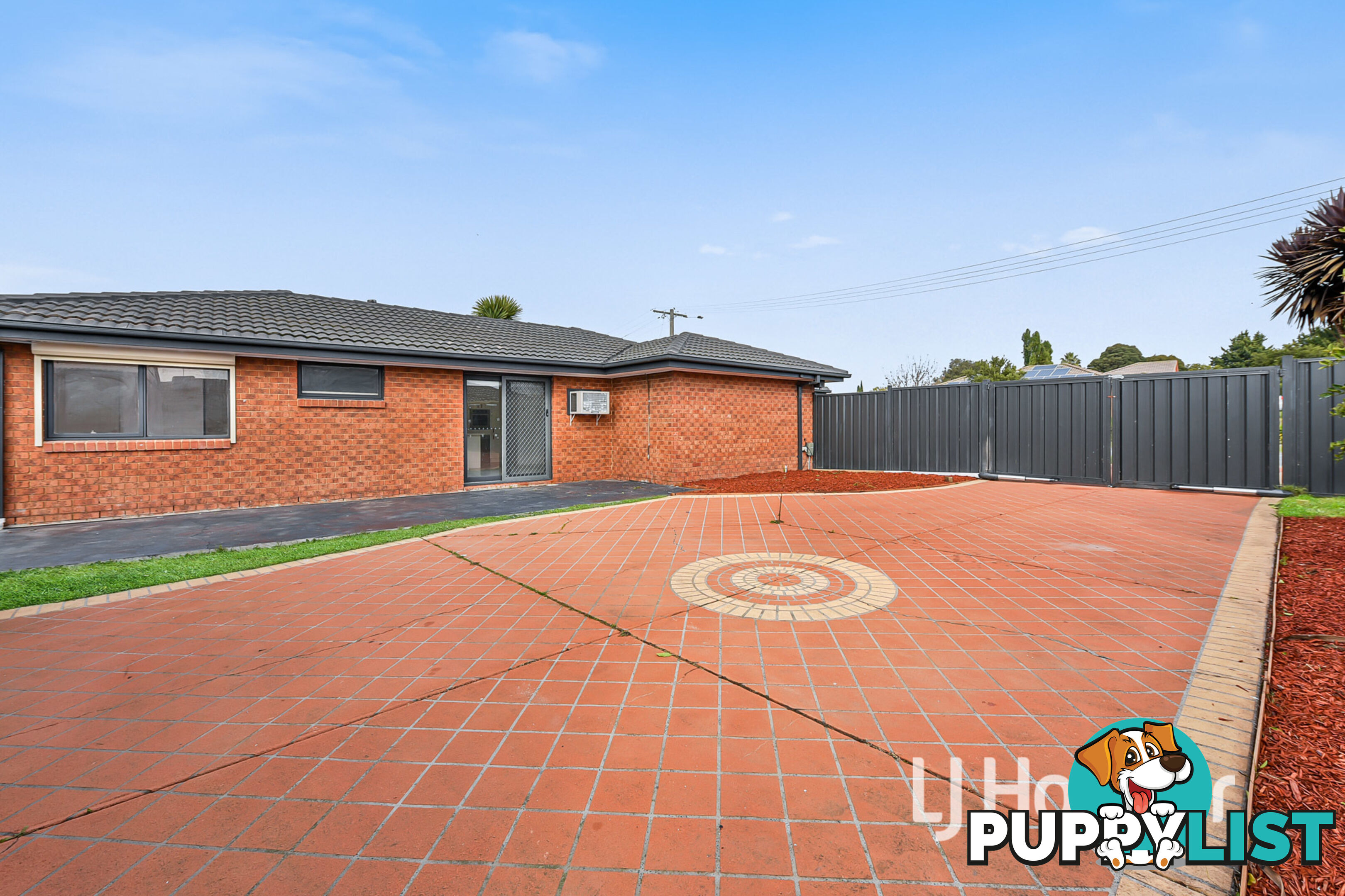 83 Coral Drive HAMPTON PARK VIC 3976