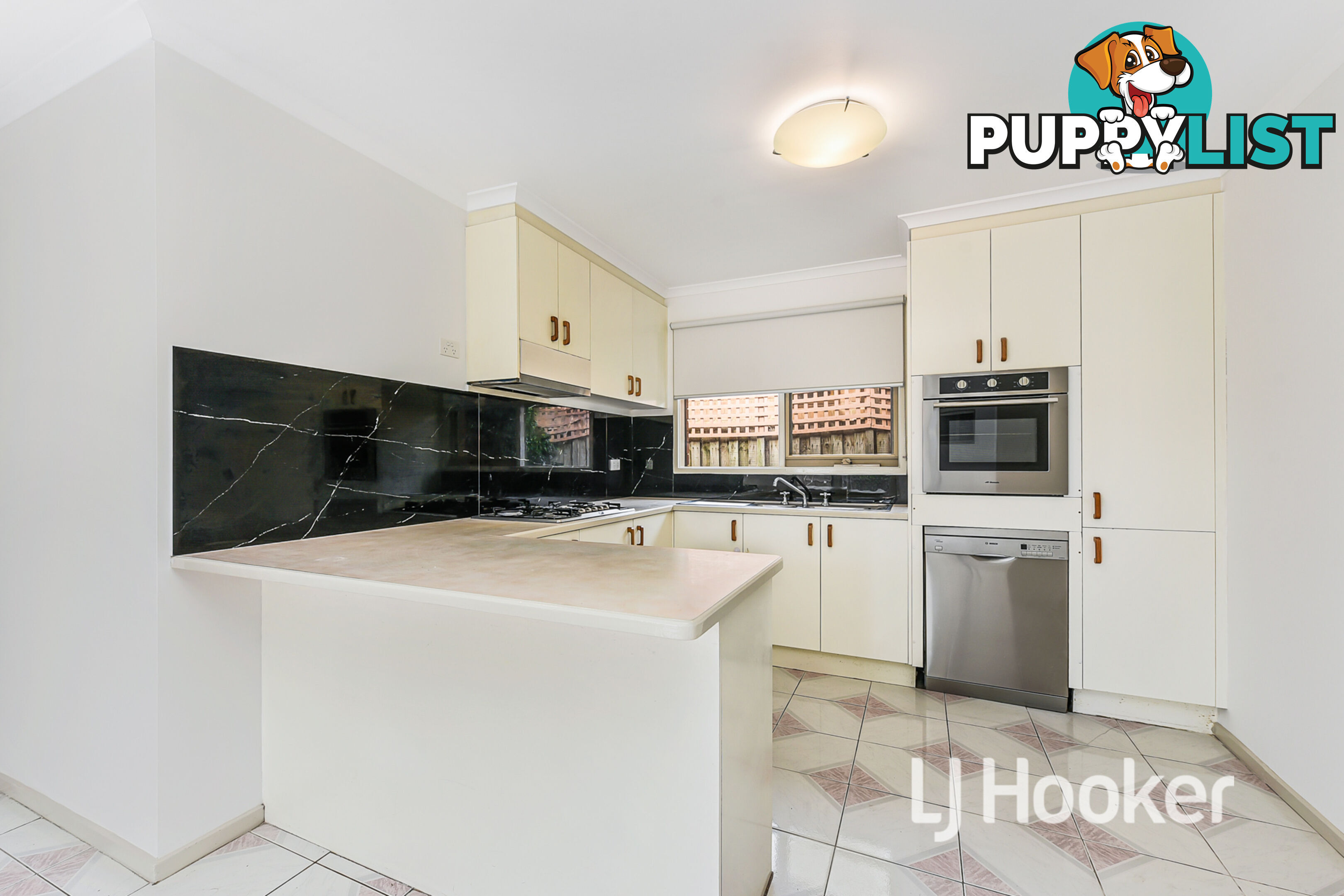 83 Coral Drive HAMPTON PARK VIC 3976
