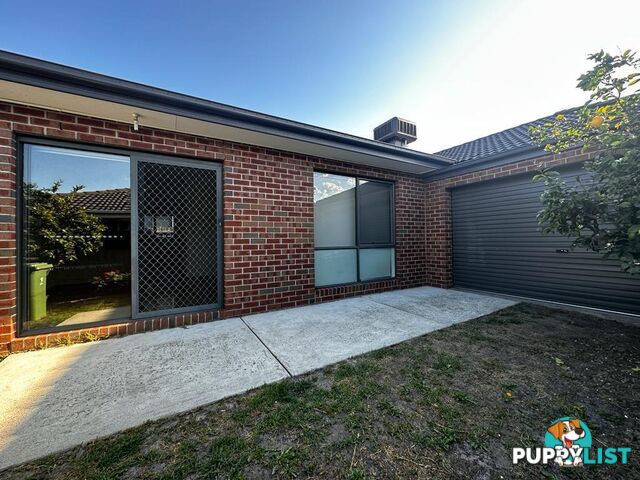 4 Bethune Drive HAMPTON PARK VIC 3976