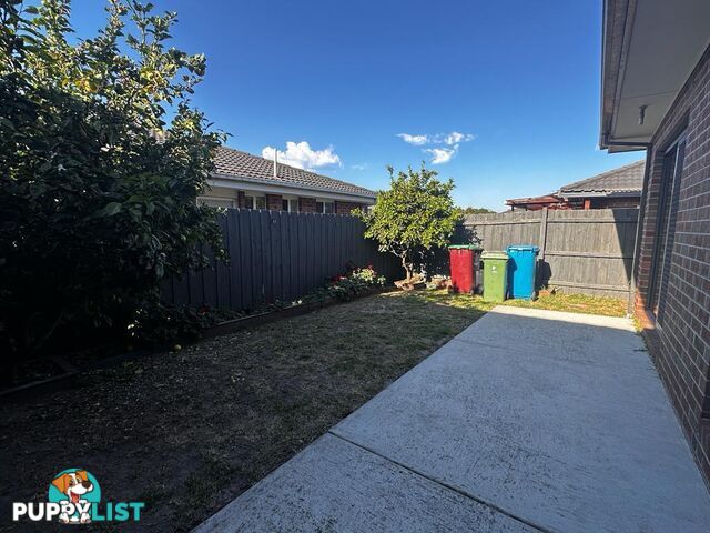 4 Bethune Drive HAMPTON PARK VIC 3976