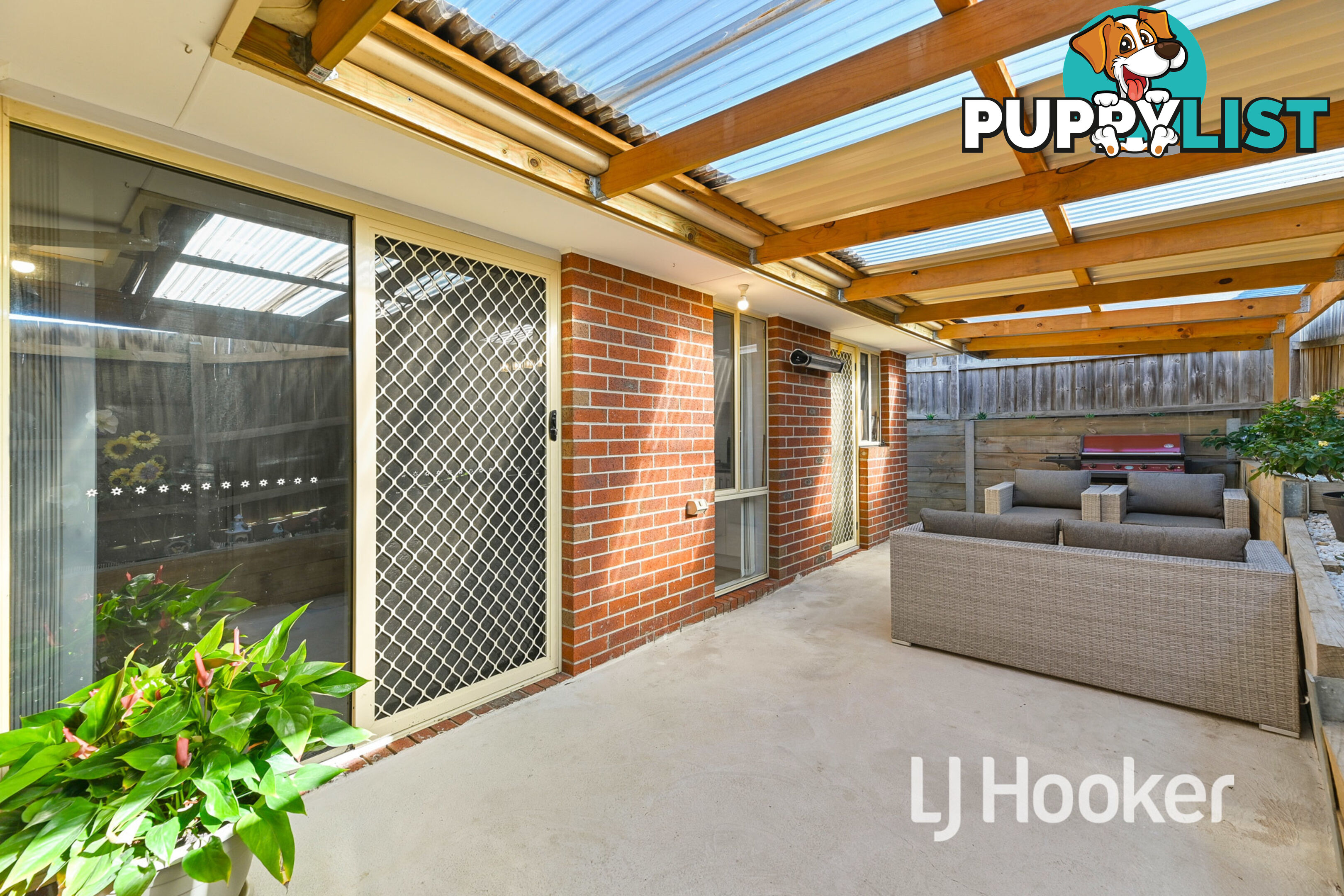 2/13 Luca Place PAKENHAM VIC 3810