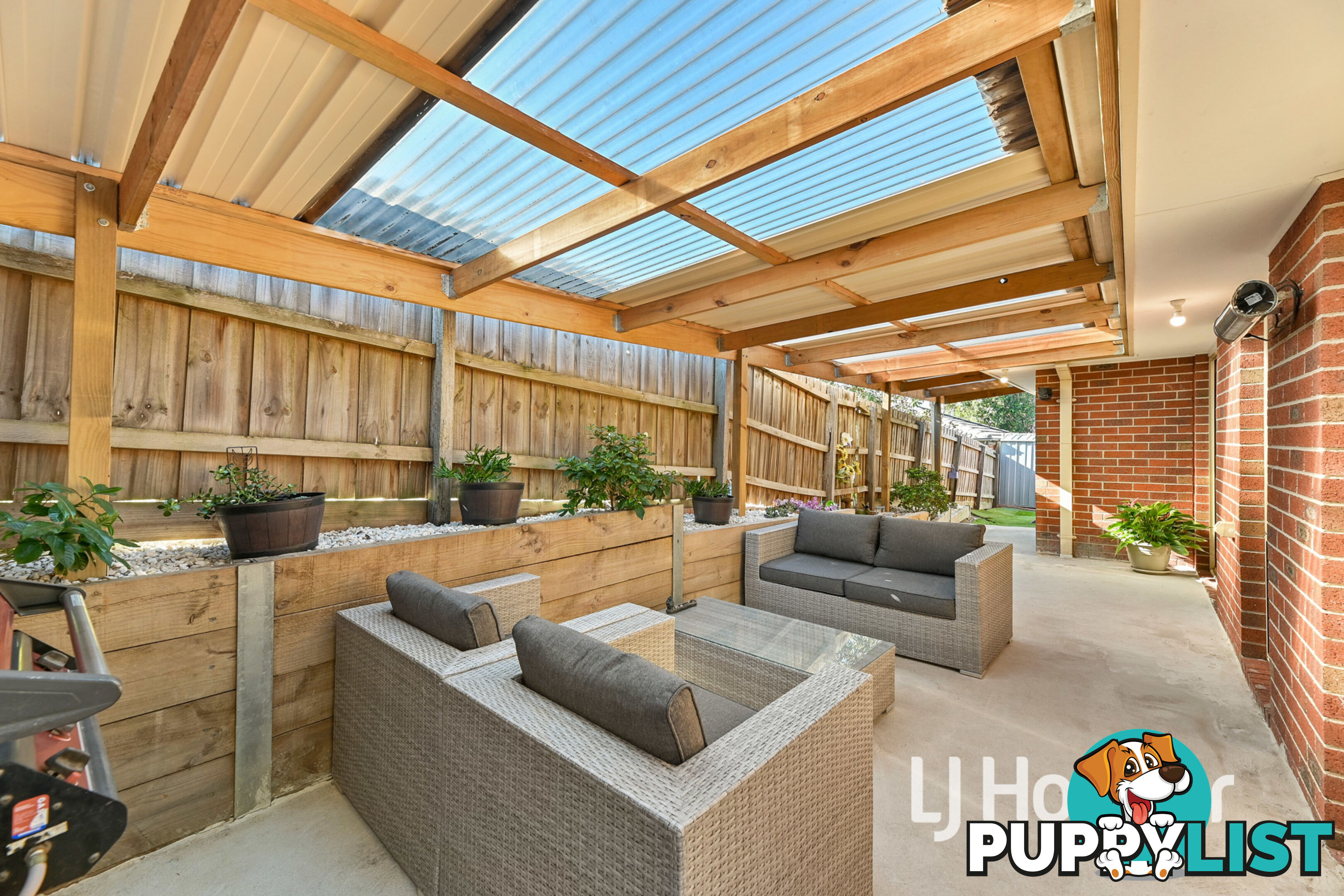 2/13 Luca Place PAKENHAM VIC 3810