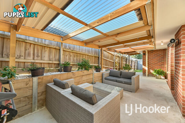 2/13 Luca Place PAKENHAM VIC 3810
