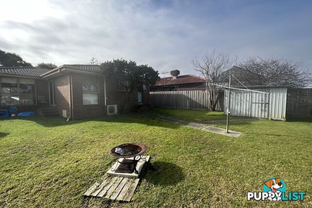 8 Martin Place CRANBOURNE VIC 3977