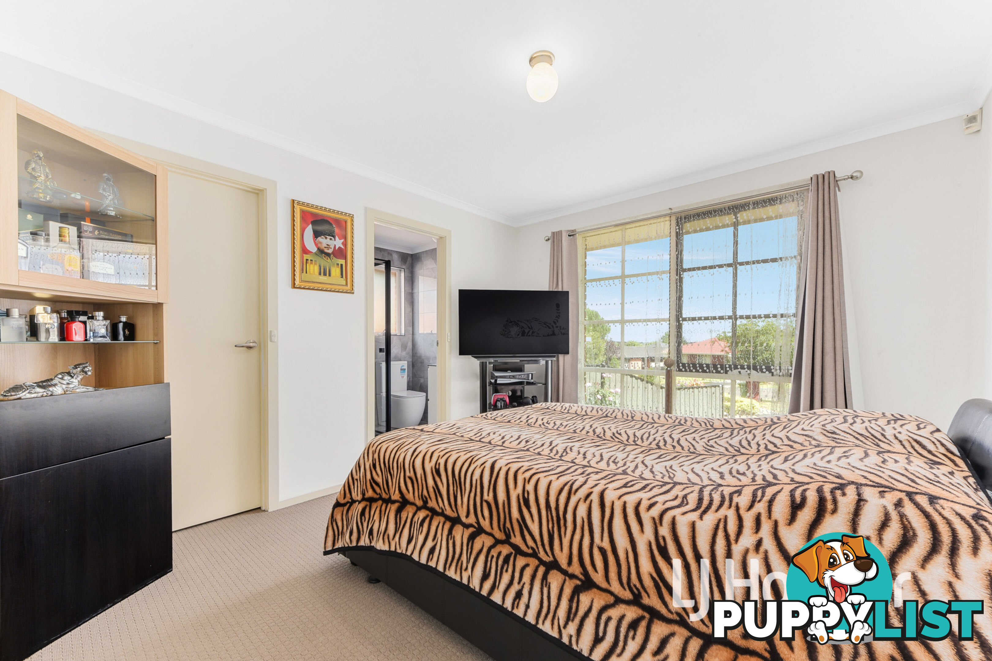 16 Marjoram Close HALLAM VIC 3803