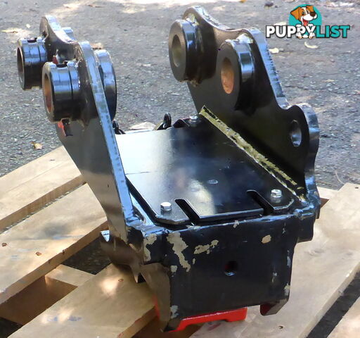New 3-6 ton (40mm pin) Jaws Hydraulic Excavator Quick Hitch Coupling Case/Hitachi/Kobelco/Kubota etc