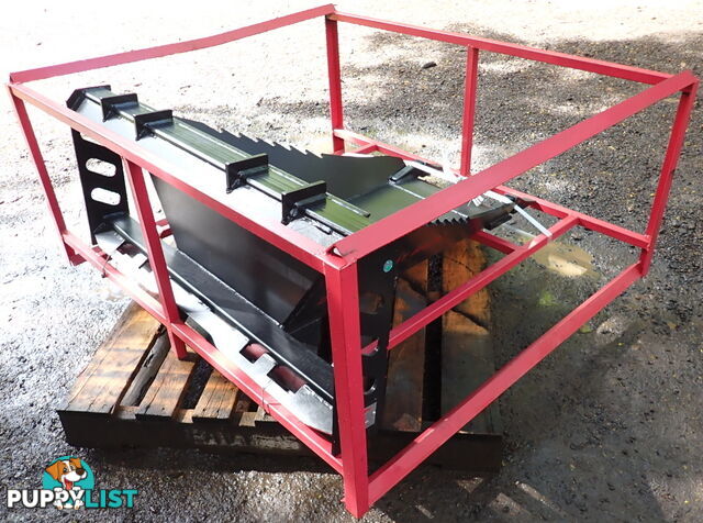New Landy Skid Steer & Track Loader Tree Stump Removal Scoop Bucket