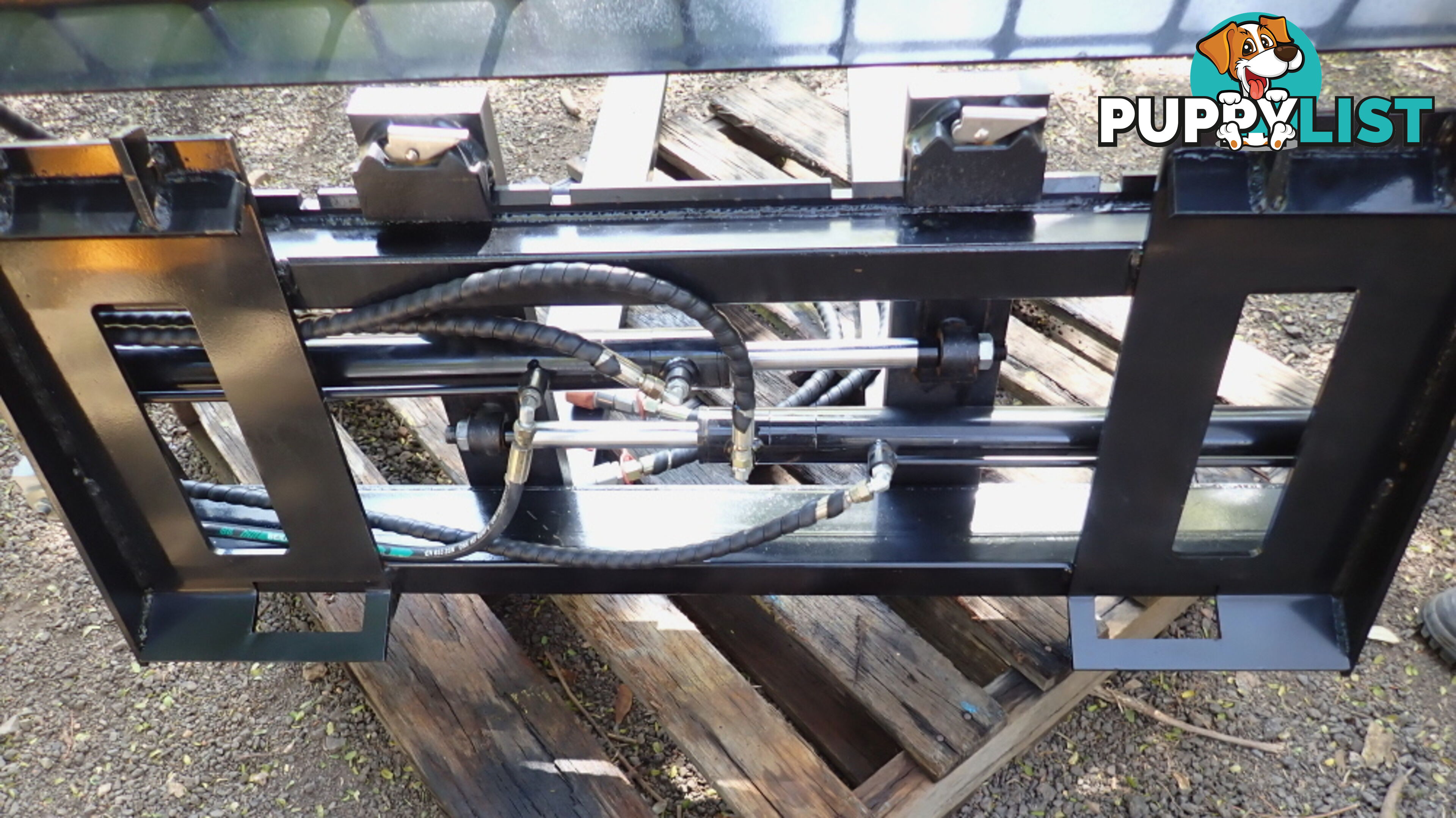 New 1.5 ton Pallet Forks Positioner Skid Steer, Track Loader, Tractor