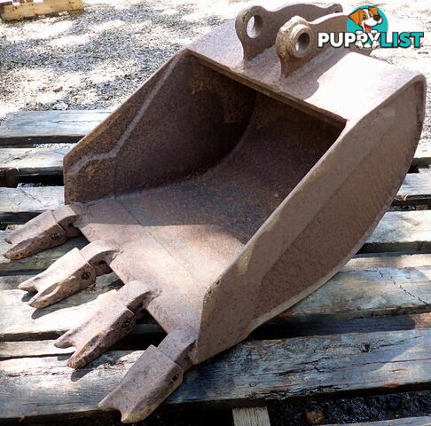 29mm pin, 450mm Excavator & Backhoe GP Digging & Trenching Bucket