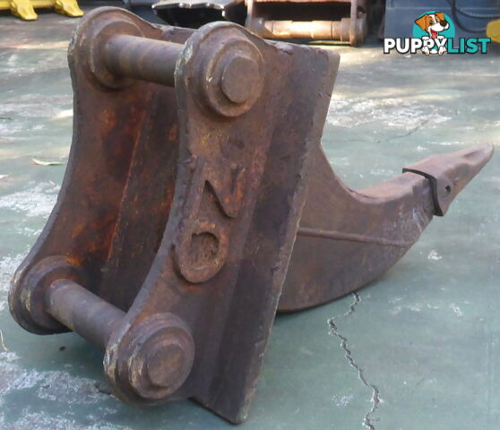 9-22 ton (65mm pin) Oz Buckets Excavator/Backhoe Ripper suit Cat
