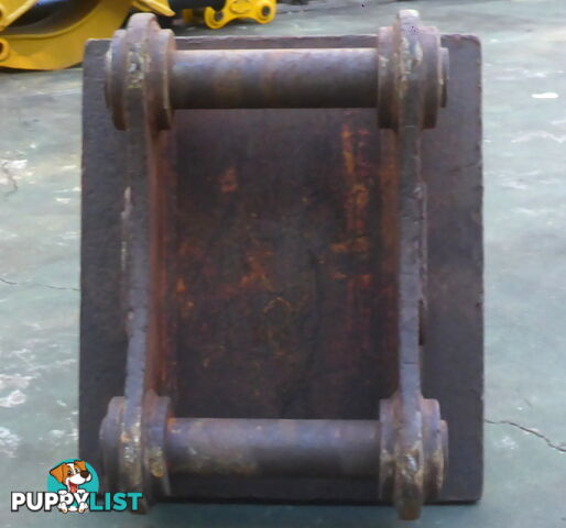 9-22 ton (65mm pin) Oz Buckets Excavator/Backhoe Ripper suit Cat