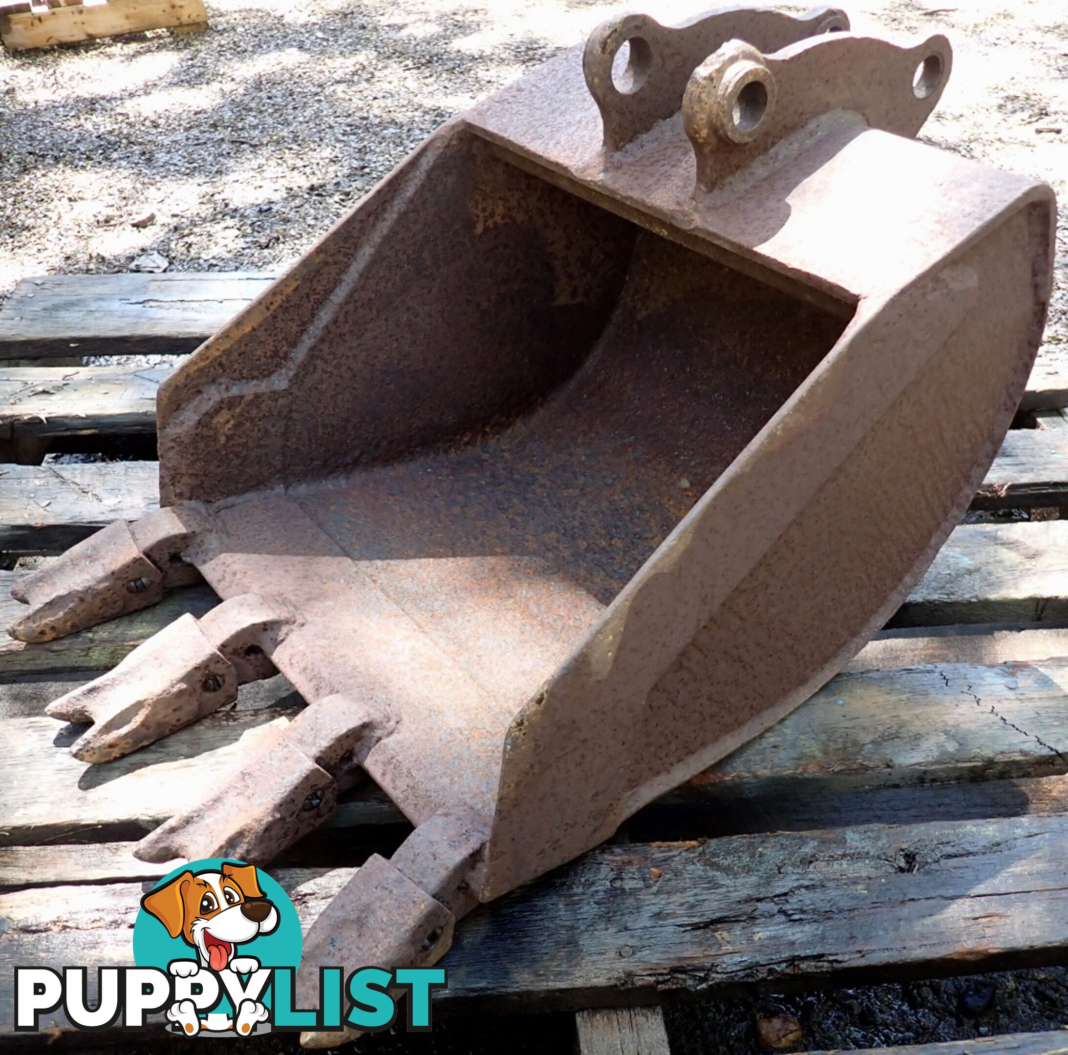 29mm pin, 450mm Excavator & Backhoe GP Digging & Trenching Bucket